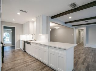 16235 La Avenida Dr, Houston, TX 77062
