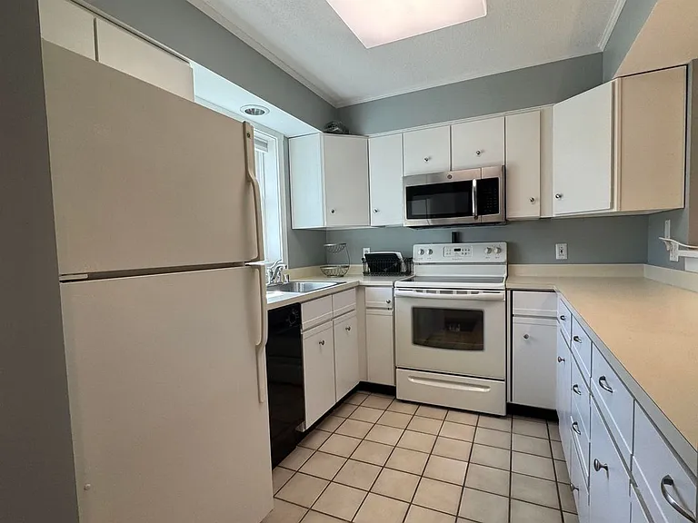 158 Riverside Hts #Townhouse 7 — Photo 6