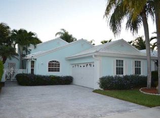 15250 SW 12th Blvd, Pembroke Pines, FL 33027