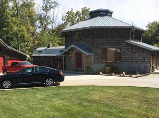 1562 Woodland Knolls Rd, Metamora, IL 61548