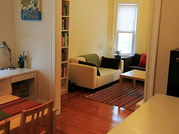 2nd image of 9 Belmont Sq #1