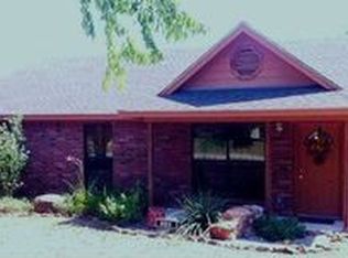 206 S Avenue P, Clifton, TX 76634