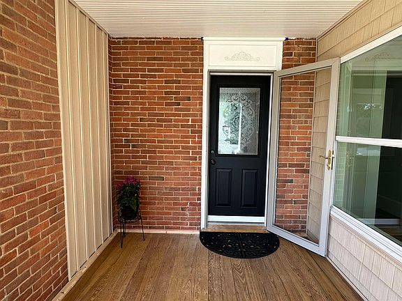 5th image of 406 W Toledo St