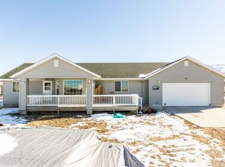 960 Blue Jay Dr, Spring Creek, NV 89815