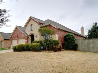 4520 Adobe Dr, Fort Worth, TX 76123
