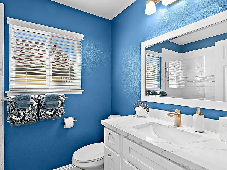 75 Palm Beach Ct — Photo 18