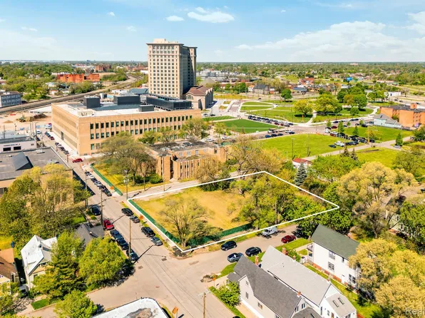 2001 Wabash St, Detroit, MI 48216