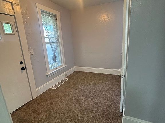 5th image of 3457 E 149th St
