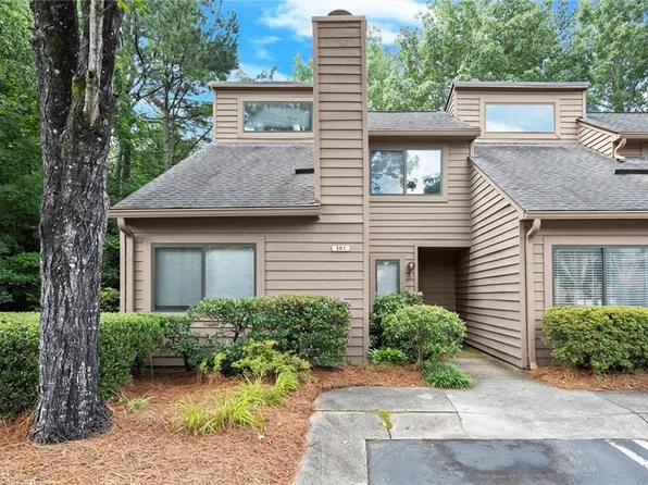 301 Parkaire Xing, Marietta, GA 30068