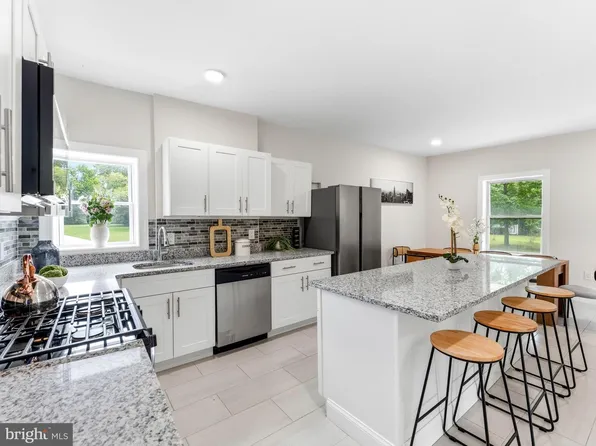 2043 Route 542, Tuckerton, NJ 08087