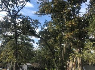 190 Shoreline Dr, Huntsville, TX 77320