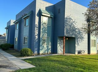 995 Emily Way #A, Madera, CA 93637