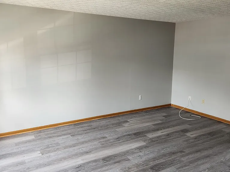 923 Noddymill Ln E — Photo 3