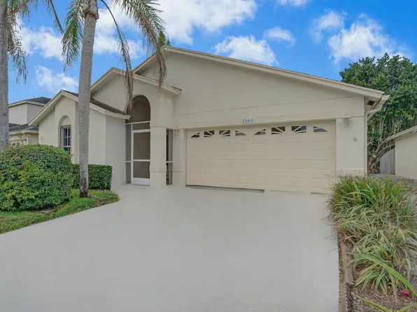 1360 Waterway Cove Drive, Wellington, FL 33414