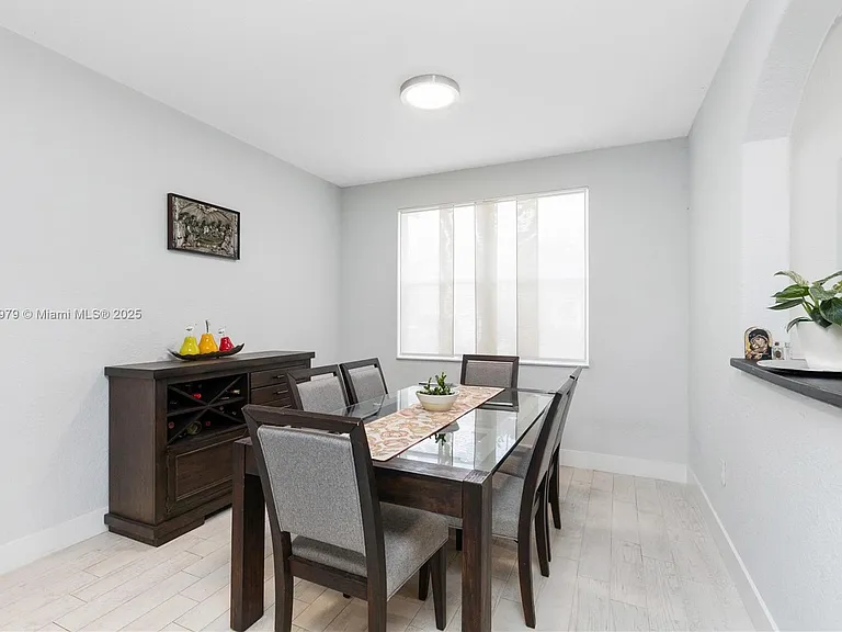 3864 SW 169th Ter — Photo 12