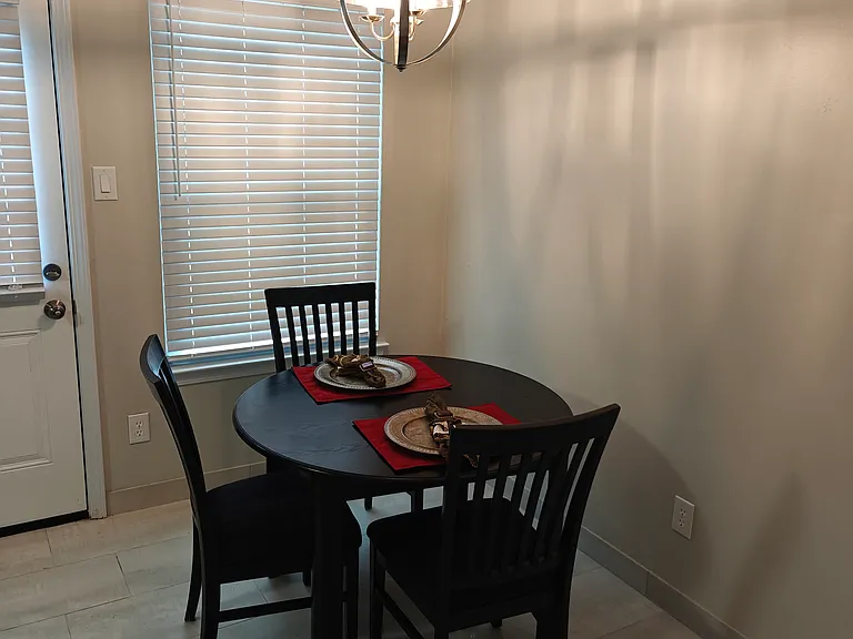 4581 Columbia Woods Ln — Photo 10
