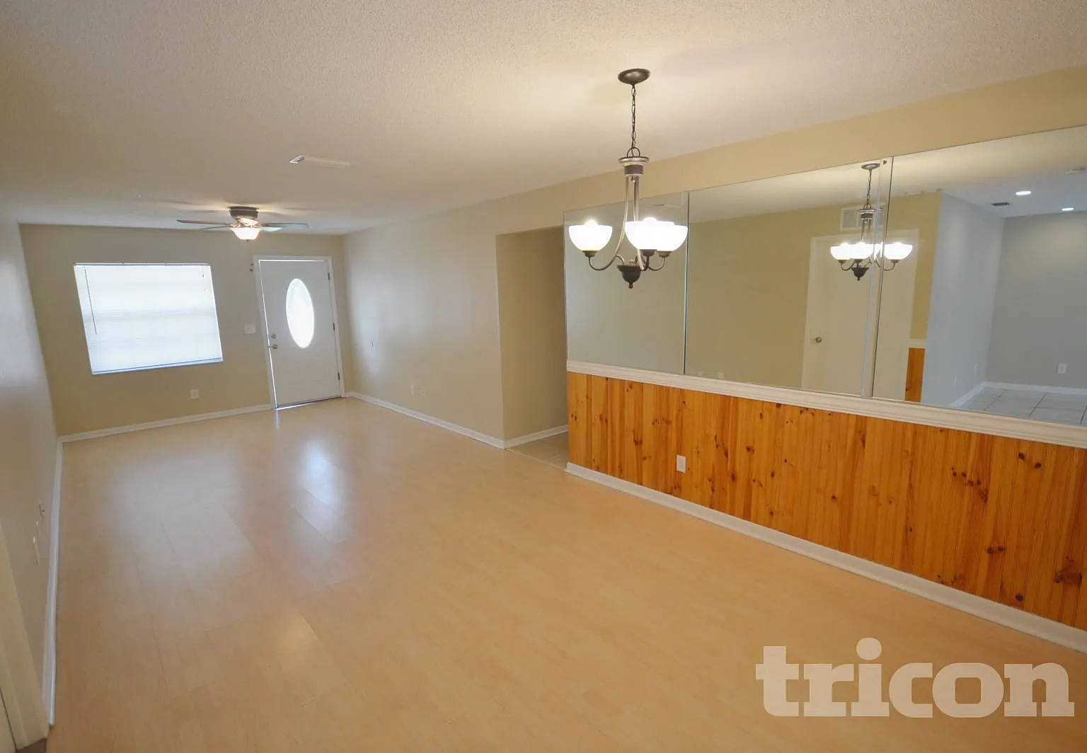 9614 N Connechusett Road Tampa FL — Photo 2