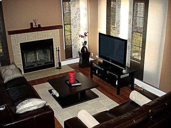 2nd image of 244 Ashbury Ln E