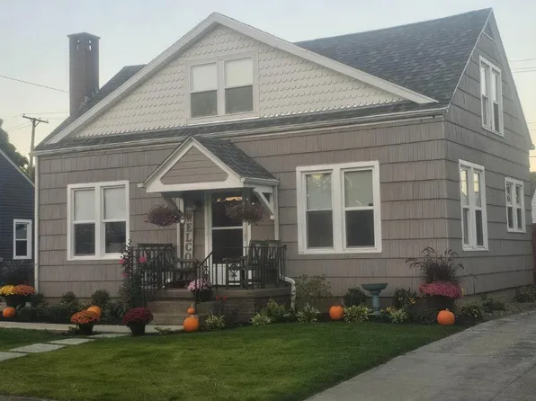 2002 Wilson St, Sandusky, OH 44870