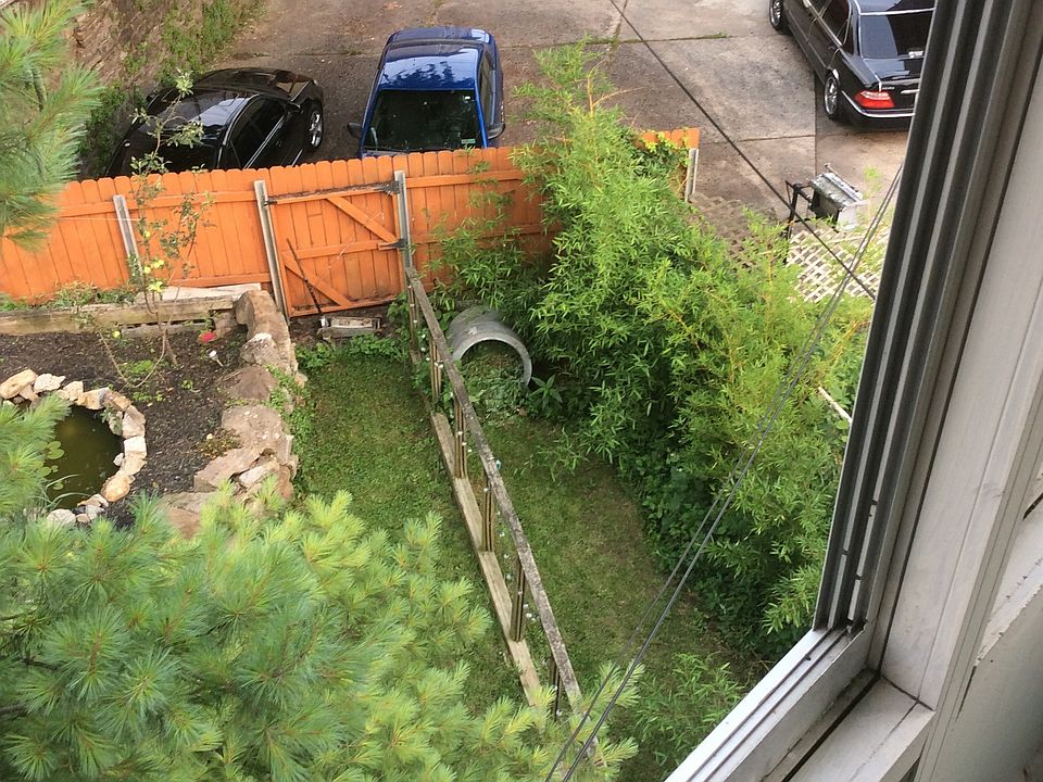 Lower Tier Yard Area