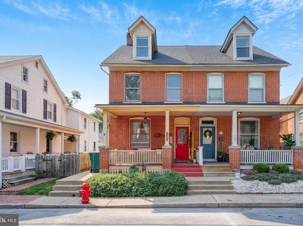 22 Miller St, Strasburg, PA 17579