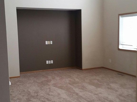 4th image of 821 Gilfillan Ave