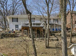 28 F Lake Shore Dr, Lake Lotawana, MO 64086