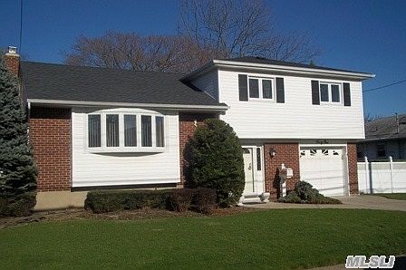 1st image of 41 Hemlock Dr