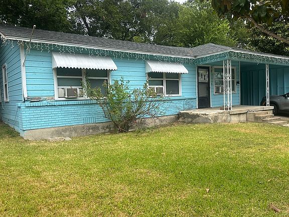 2nd image of 704 S 32nd St