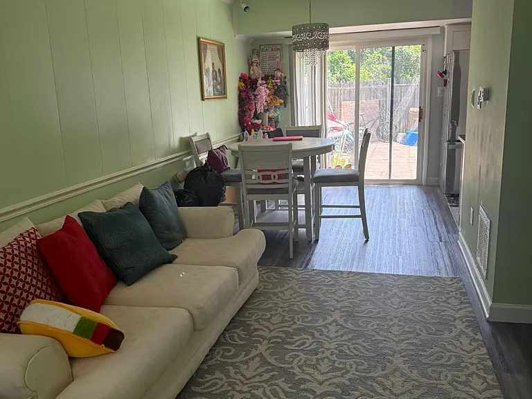 14903 Kalmia Dr — Photo 2