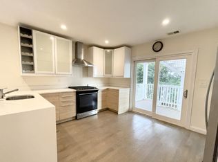 21 Iroquois St #2A, Roxbury Crossing, MA 02120