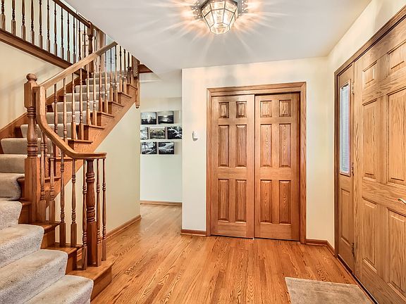 2nd image of 8413 Thorngate Ct
