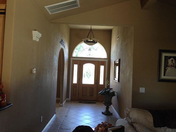 3rd image of 119 Nadine Ln