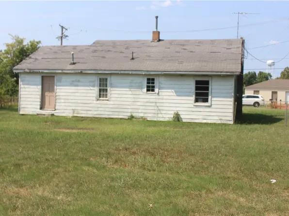 719 Main St, Gravette, AR 72736