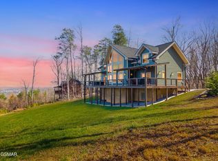 3360 Priscilla Heights Ln, Sevierville, TN 37862