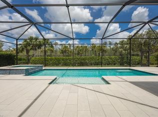8939 Redonda Dr, Naples, FL 34114