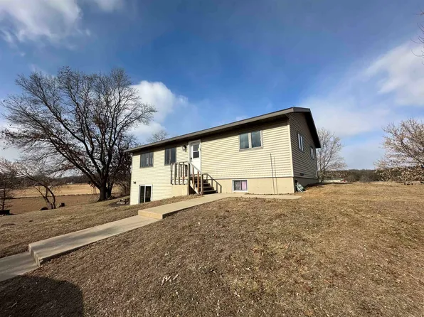 W6170 Gorman Rd, Rio, WI 53960