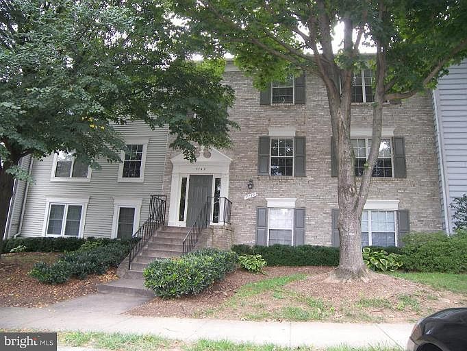 1st image of 7749 Inversham Dr APT 215