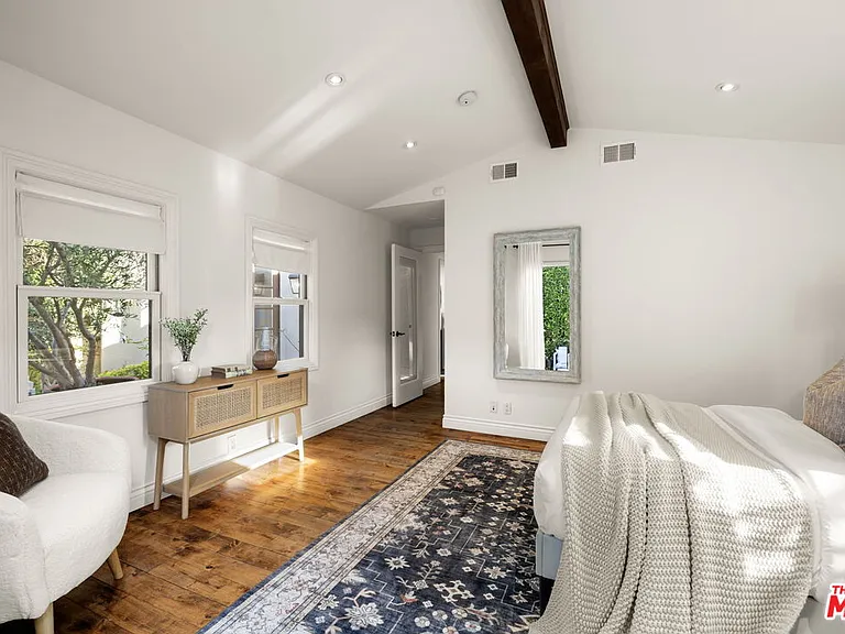 7416 Rosewood Ave — Photo 12