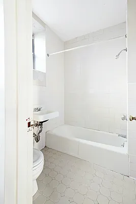 Rented by Compass | media 15