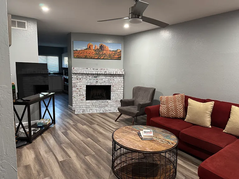 2635 E Harvard St #2 — Photo 1