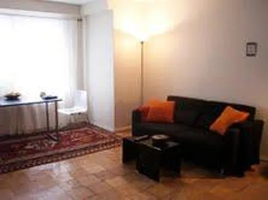 Rented by Nest Seekers International | media 48