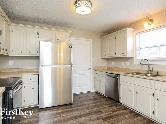 5th image of 3818 McAllister Dr