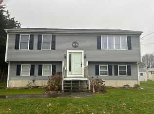 12 Rosita Ave, Bristol, RI 02809