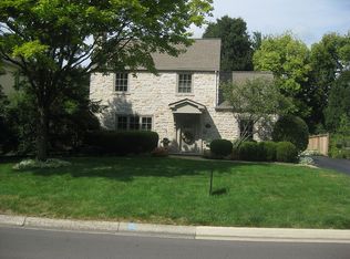 2460 Club Rd, Columbus, OH 43221