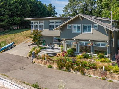 10040 SW Governors Lane, Vashon, WA, 98070