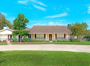 745 S 1st St, Huntington, TX 75949