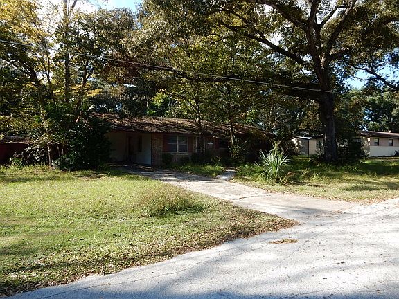 4th image of 4600 NE 20th Ave