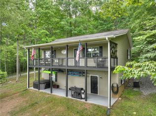 685 Meadowview Dr, Morganton, GA 30560