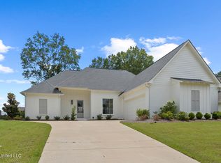 119 Paylors Way, Madison, MS 39110